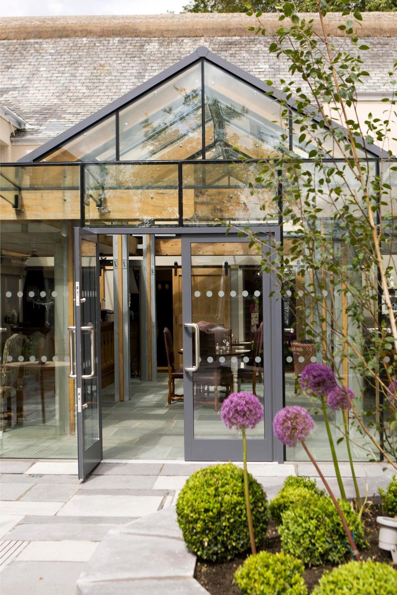Hotel The Three Crowns Chagford Zewnętrze zdjęcie The entrance to the new extension