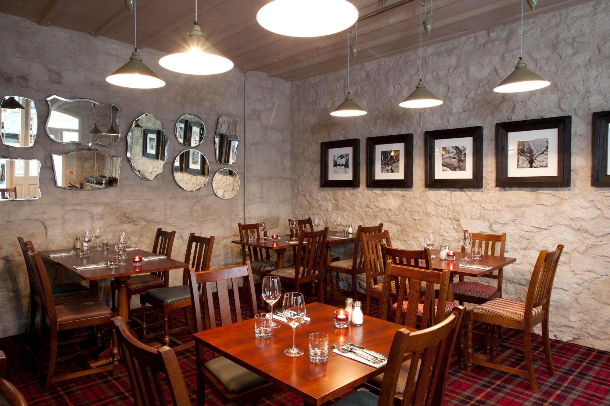 Hotel The Three Crowns Chagford Zewnętrze zdjęcie The restaurant at the Old Stamp House
